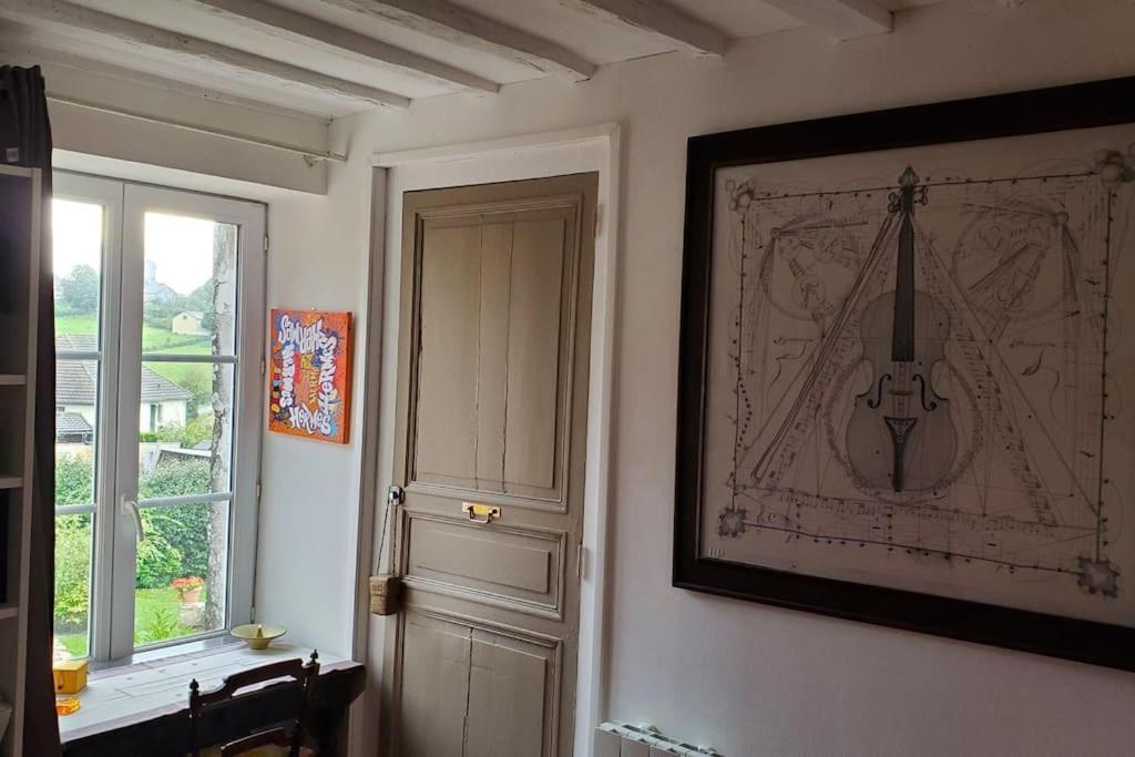 Au Coeur De Mortagne, Un Balcon Sur Le Percheヴィラ エクステリア 写真