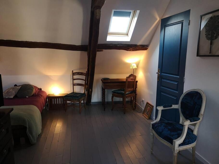 Au Coeur De Mortagne, Un Balcon Sur Le Percheヴィラ エクステリア 写真